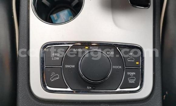 Acheter Occasion Voiture Jeep Grand Cherokee Blanc à Hluti, Shiselweni District Acheter Occasion Voiture Jeep Grand Cherokee Blanc à Hluti, Shiselweni District