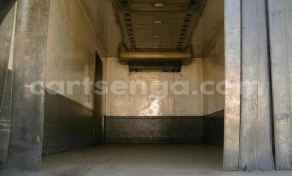 Acheter Occasion Utilitaire Nissan UD Blanc à Big Bend, Lubombo Acheter Occasion Utilitaire Nissan UD Blanc à Big Bend, Lubombo