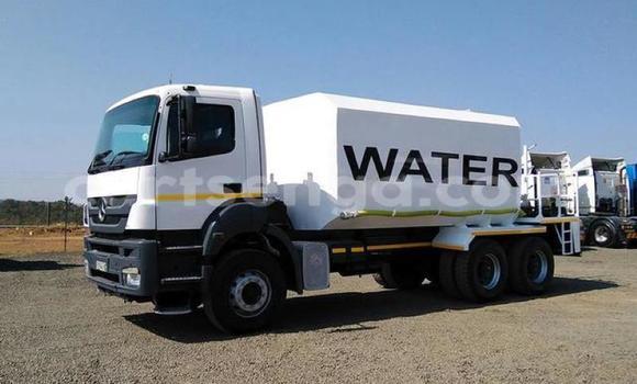 Buy Used Mercedes‒Benz 1520 Other Truck in Big Bend in Lubombo Buy Used Mercedes‒Benz 1520 Other Truck in Big Bend in Lubombo