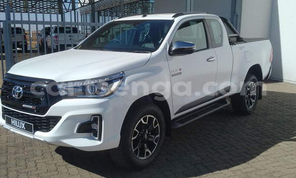 Buy Used Toyota Hilux White Car in Big Bend in Lubombo Buy Used Toyota Hilux White Car in Big Bend in Lubombo