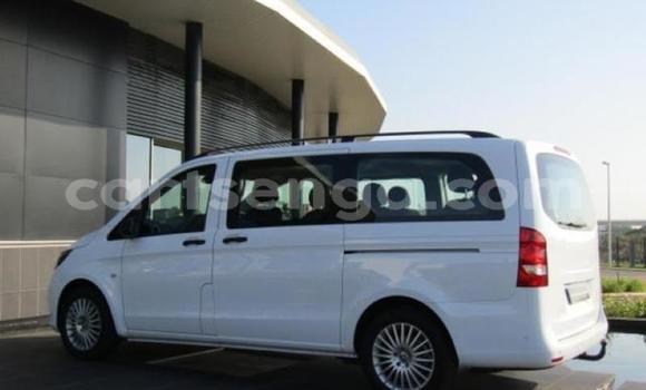 Buy Used Mercedes Viano White Car in Big Bend in Lubombo Buy Used Mercedes Viano White Car in Big Bend in Lubombo