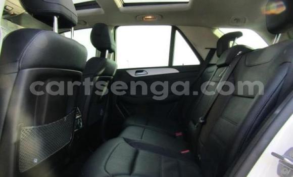 Acheter Occasion Voiture Mercedes‒Benz ML–Class Blanc à Big Bend, Lubombo Acheter Occasion Voiture Mercedes‒Benz ML–Class Blanc à Big Bend, Lubombo