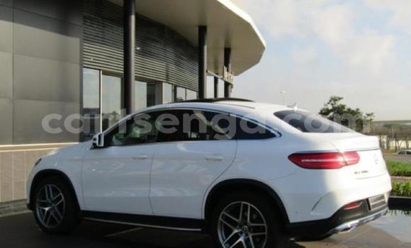 Acheter Occasion Voiture Mercedes‒Benz C-klasse AMG Blanc à Big Bend, Lubombo Acheter Occasion Voiture Mercedes‒Benz C-klasse AMG Blanc à Big Bend, Lubombo