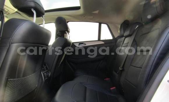 Acheter Occasion Voiture Mercedes‒Benz C-klasse AMG Blanc à Big Bend, Lubombo Acheter Occasion Voiture Mercedes‒Benz C-klasse AMG Blanc à Big Bend, Lubombo