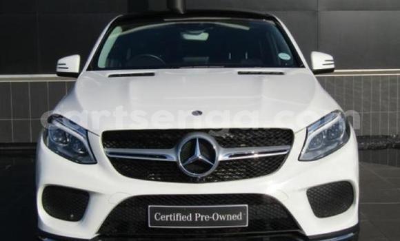 Acheter Occasion Voiture Mercedes‒Benz C-klasse AMG Blanc à Big Bend, Lubombo Acheter Occasion Voiture Mercedes‒Benz C-klasse AMG Blanc à Big Bend, Lubombo