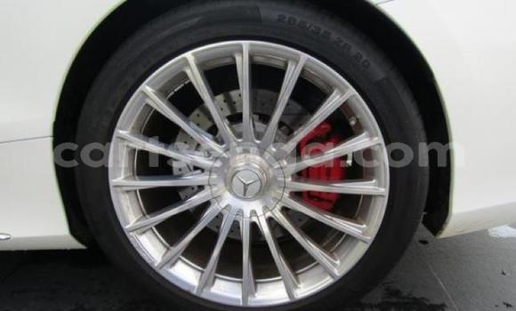 Acheter Occasion Voiture Mercedes‒Benz E-klasse AMG Blanc à Big Bend, Lubombo Acheter Occasion Voiture Mercedes‒Benz E-klasse AMG Blanc à Big Bend, Lubombo