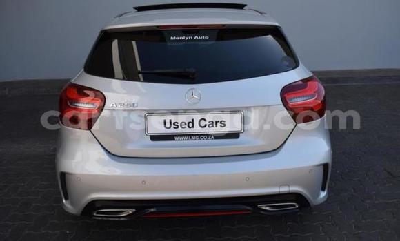 Acheter Occasion Voiture Mercedes‒Benz A–Class Gris à Hluti, Shiselweni District Acheter Occasion Voiture Mercedes‒Benz A–Class Gris à Hluti, Shiselweni District