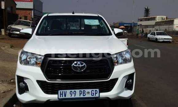 Acheter Occasion Voiture Toyota Hilux Blanc à Ezulwini, Hhohho Acheter Occasion Voiture Toyota Hilux Blanc à Ezulwini, Hhohho