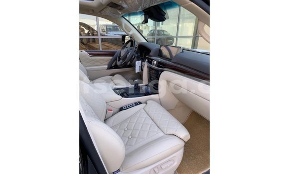 Nunua Imported Lexus LX Beige Gari ndani ya Import - Dubai nchini Hhohho Nunua Imported Lexus LX Beige Gari ndani ya Import - Dubai nchini Hhohho
