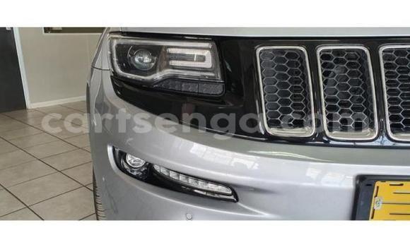 Acheter Occasion Voiture Jeep Grand Cherokee SRT8 Gris à Mbabane, Manzini Acheter Occasion Voiture Jeep Grand Cherokee SRT8 Gris à Mbabane, Manzini