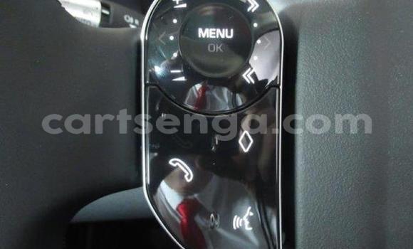 Buy Import Land Rover Range Rover Evoque White Car in Big Bend in Lubombo District Buy Import Land Rover Range Rover Evoque White Car in Big Bend in Lubombo District