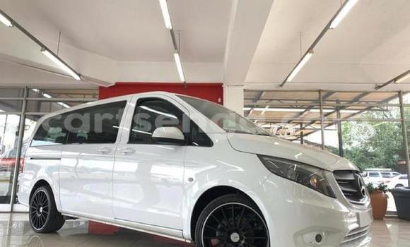 Buy Used Mercedes Viano Silver Car in Big Bend in Lubombo Buy Used Mercedes Viano Silver Car in Big Bend in Lubombo