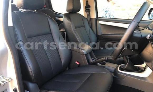 Acheter Occasion Voiture Isuzu KB Gris à Big Bend, Lubombo Acheter Occasion Voiture Isuzu KB Gris à Big Bend, Lubombo