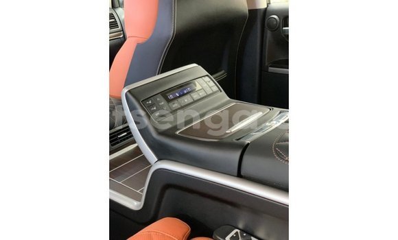 Nunua Imported Toyota Land Cruiser Black Gari ndani ya Import - Dubai nchini Hhohho Nunua Imported Toyota Land Cruiser Black Gari ndani ya Import - Dubai nchini Hhohho