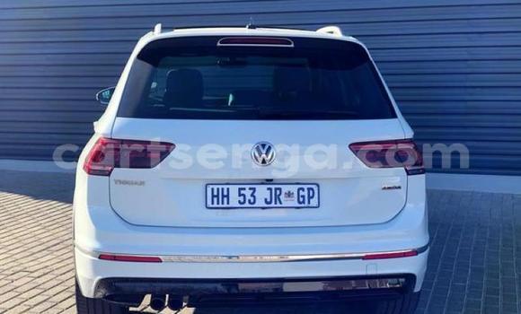 Buy Used Volkswagen Tiguan White Car in Mbabane in Manzini Buy Used Volkswagen Tiguan White Car in Mbabane in Manzini