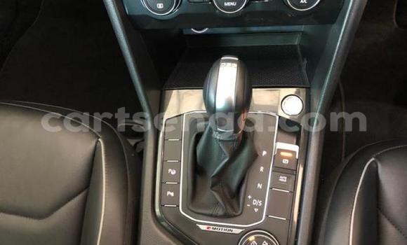 Buy Used Volkswagen Tiguan White Car in Mbabane in Manzini Buy Used Volkswagen Tiguan White Car in Mbabane in Manzini