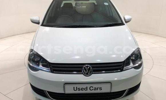 Nunua Ilio tumika Volkswagen Polo GTI White Gari ndani ya Manzini nchini Manzini Nunua Ilio tumika Volkswagen Polo GTI White Gari ndani ya Manzini nchini Manzini