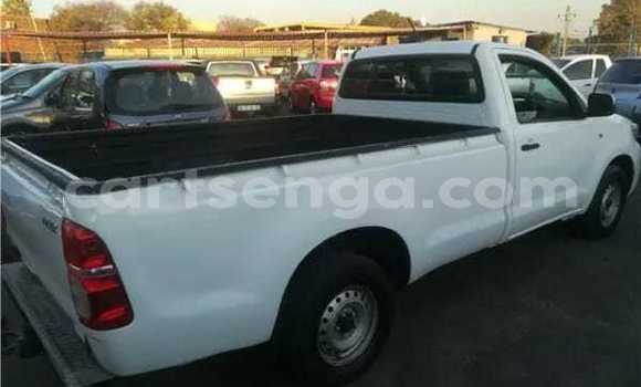 Buy Used Toyota Hilux White Car in Manzini in Manzini Buy Used Toyota Hilux White Car in Manzini in Manzini