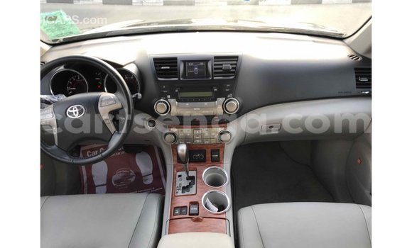 Buy Import Toyota Highlander Black Car in Import - Dubai in Hhohho Buy Import Toyota Highlander Black Car in Import - Dubai in Hhohho