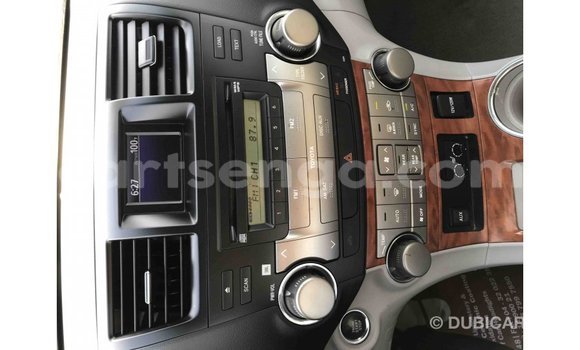 Buy Import Toyota Highlander Black Car in Import - Dubai in Hhohho Buy Import Toyota Highlander Black Car in Import - Dubai in Hhohho