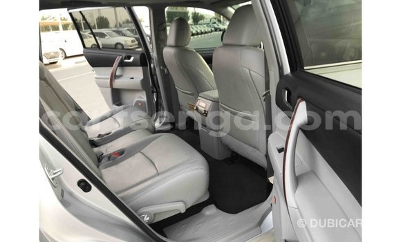 Buy Import Toyota Highlander Other Car in Import - Dubai in Hhohho Buy Import Toyota Highlander Other Car in Import - Dubai in Hhohho