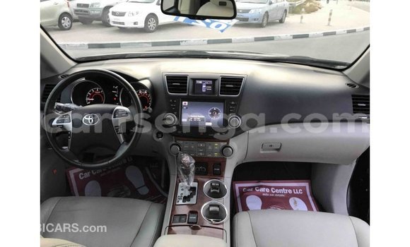 Buy Import Toyota Highlander Black Car in Import - Dubai in Hhohho Buy Import Toyota Highlander Black Car in Import - Dubai in Hhohho