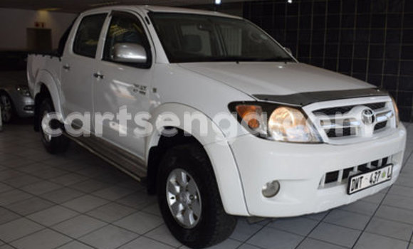 Acheter Occasion Voiture Toyota Hilux Blanc à Big Bend, Lubombo District Acheter Occasion Voiture Toyota Hilux Blanc à Big Bend, Lubombo District