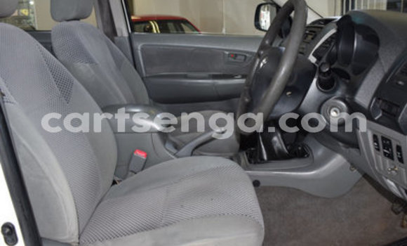 Acheter Occasion Voiture Toyota Hilux Blanc à Big Bend, Lubombo District Acheter Occasion Voiture Toyota Hilux Blanc à Big Bend, Lubombo District