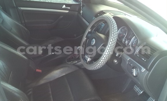 Nunua Ilio tumika Volkswagen Polo White Gari ndani ya Ezulwini nchini Hhohho Nunua Ilio tumika Volkswagen Polo White Gari ndani ya Ezulwini nchini Hhohho