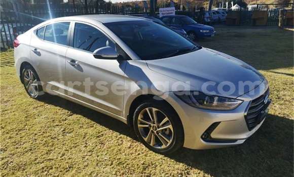 Acheter Occasion Voiture Hyundai Elantra Gris à Ezulwini, Hhohho Acheter Occasion Voiture Hyundai Elantra Gris à Ezulwini, Hhohho