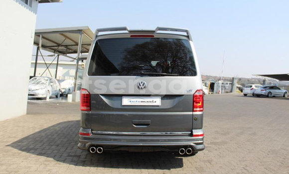 Nunua Ilio tumika Volkswagen Caravelle Silver Gari ndani ya Ezulwini nchini Hhohho Nunua Ilio tumika Volkswagen Caravelle Silver Gari ndani ya Ezulwini nchini Hhohho