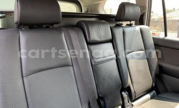 Nunua Ilio tumika Toyota Land Cruiser Prado White Gari ndani ya Mbabane nchini Manzini Nunua Ilio tumika Toyota Land Cruiser Prado White Gari ndani ya Mbabane nchini Manzini
