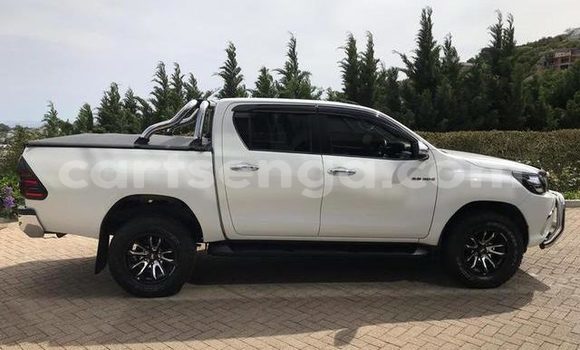 Acheter Occasion Voiture Toyota Hilux Blanc à Ezulwini, Hhohho Acheter Occasion Voiture Toyota Hilux Blanc à Ezulwini, Hhohho