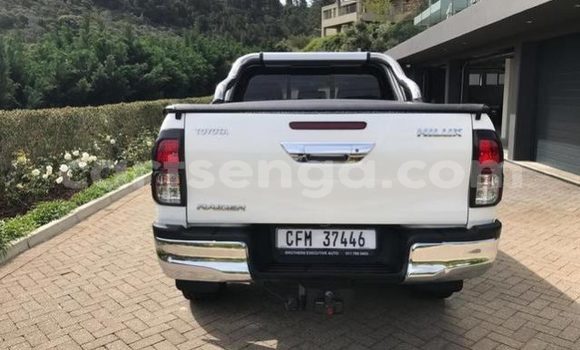 Acheter Occasion Voiture Toyota Hilux Blanc à Ezulwini, Hhohho Acheter Occasion Voiture Toyota Hilux Blanc à Ezulwini, Hhohho