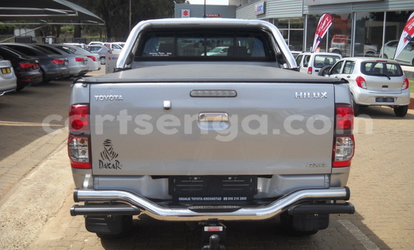 Nunua Ilio tumika Toyota Hilux Silver Gari ndani ya Ezulwini nchini Hhohho Nunua Ilio tumika Toyota Hilux Silver Gari ndani ya Ezulwini nchini Hhohho