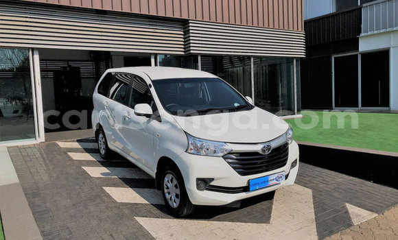 Acheter Occasion Voiture Toyota Avanza Blanc à Hlatikulu, Shiselweni District Acheter Occasion Voiture Toyota Avanza Blanc à Hlatikulu, Shiselweni District
