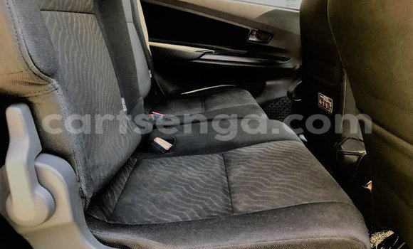 Acheter Occasion Voiture Toyota Avanza Blanc à Hlatikulu, Shiselweni District Acheter Occasion Voiture Toyota Avanza Blanc à Hlatikulu, Shiselweni District