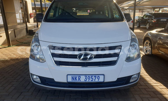 Nunua Ilio tumika Hyundai H1 White Gari ndani ya Ezulwini nchini Hhohho Nunua Ilio tumika Hyundai H1 White Gari ndani ya Ezulwini nchini Hhohho
