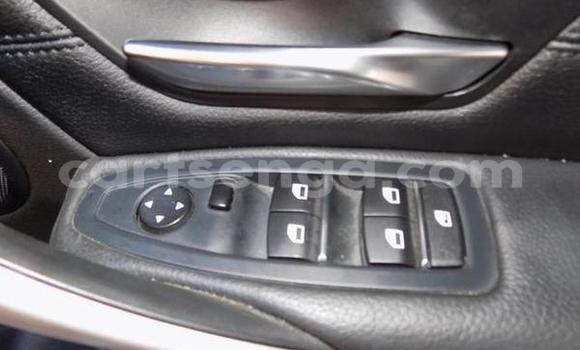 Nunua Ilio tumika BMW 321 Silver Gari ndani ya Bulembu nchini Hhohho Nunua Ilio tumika BMW 321 Silver Gari ndani ya Bulembu nchini Hhohho