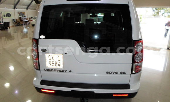 Nunua Ilio tumika Land Rover Discovery White Gari ndani ya Ezulwini nchini Hhohho Nunua Ilio tumika Land Rover Discovery White Gari ndani ya Ezulwini nchini Hhohho