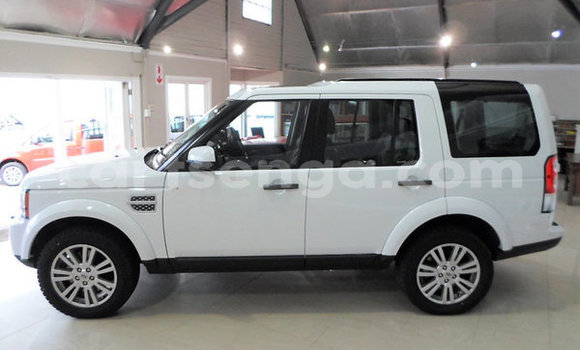 Nunua Ilio tumika Land Rover Discovery White Gari ndani ya Ezulwini nchini Hhohho Nunua Ilio tumika Land Rover Discovery White Gari ndani ya Ezulwini nchini Hhohho