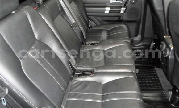 Nunua Ilio tumika Land Rover Discovery White Gari ndani ya Ezulwini nchini Hhohho Nunua Ilio tumika Land Rover Discovery White Gari ndani ya Ezulwini nchini Hhohho