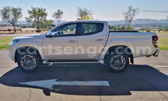 Buy Used Mitsubishi Triton White Car in Manzini in Manzini Buy Used Mitsubishi Triton White Car in Manzini in Manzini