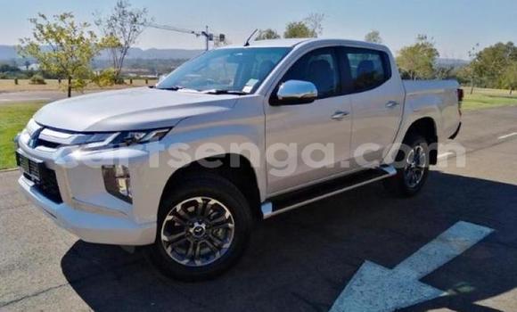 Buy Used Mitsubishi Triton White Car in Manzini in Manzini Buy Used Mitsubishi Triton White Car in Manzini in Manzini