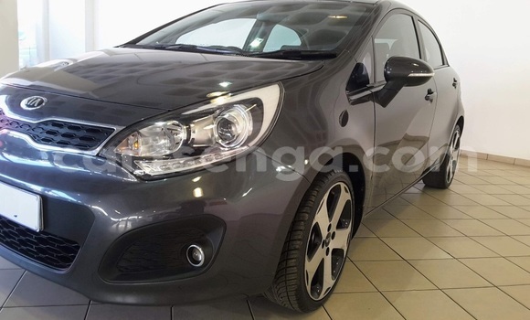 Nunua Ilio tumika Kia Rio Silver Gari ndani ya Ezulwini nchini Hhohho Nunua Ilio tumika Kia Rio Silver Gari ndani ya Ezulwini nchini Hhohho