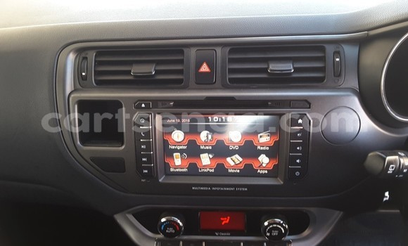 Nunua Ilio tumika Kia Rio Silver Gari ndani ya Ezulwini nchini Hhohho Nunua Ilio tumika Kia Rio Silver Gari ndani ya Ezulwini nchini Hhohho