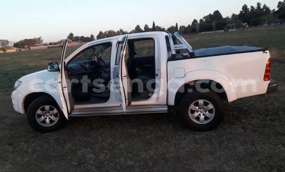 Buy Used Toyota Hilux Black Car in Manzini in Manzini Buy Used Toyota Hilux Black Car in Manzini in Manzini