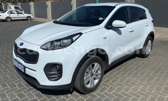 Buy Used Kia Sportage White Car in Mbabane in Manzini Buy Used Kia Sportage White Car in Mbabane in Manzini