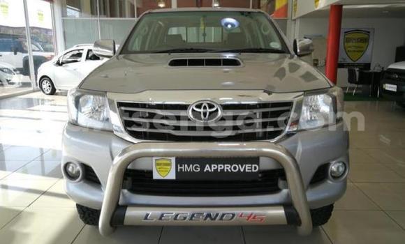 Nunua Ilio tumika Toyota Hilux Silver Gari ndani ya Manzini nchini Manzini Nunua Ilio tumika Toyota Hilux Silver Gari ndani ya Manzini nchini Manzini