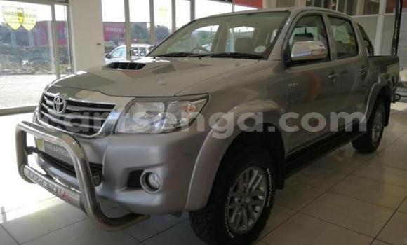 Nunua Ilio tumika Toyota Hilux Silver Gari ndani ya Manzini nchini Manzini Nunua Ilio tumika Toyota Hilux Silver Gari ndani ya Manzini nchini Manzini